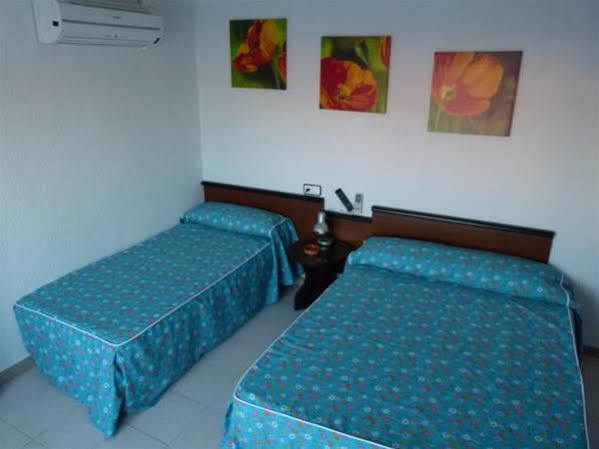 Hostal Pardo Miami Playa Eksteriør bilde